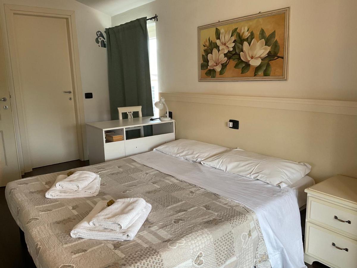 Villa Indipendente A Pochi Passi Dal Lago San Felice del Benaco Extérieur photo